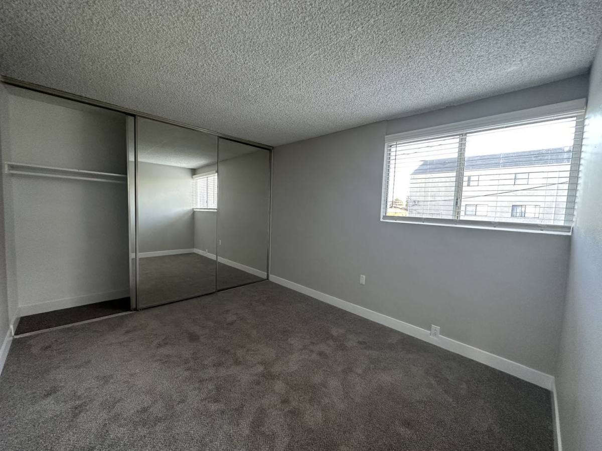 Apartment for rent at 4114 & 4118 Elm Ave, Long Beach, CA 90807