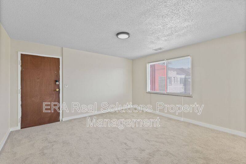 Apartment for rent at 7875 Reading Rd #1, Cincinnati, OH 45237
