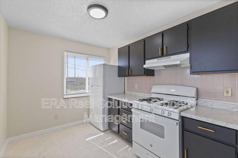 Apartment for rent at 7875 Reading Rd #1, Cincinnati, OH 45237