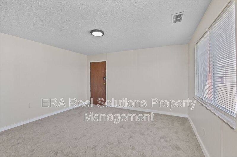 Apartment for rent at 7875 Reading Rd #1, Cincinnati, OH 45237