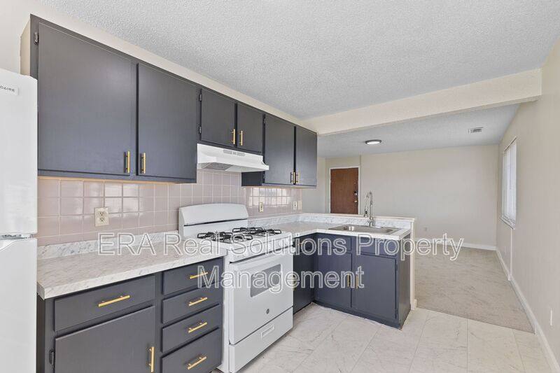 Apartment for rent at 7875 Reading Rd #1, Cincinnati, OH 45237