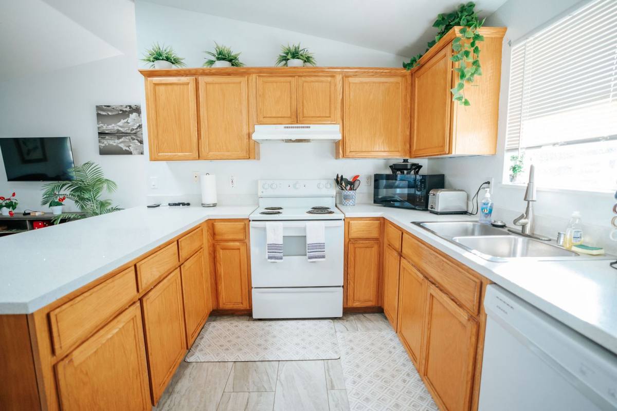 Apartment for rent at 4190 Hillside Court, Eureka, CA 95503