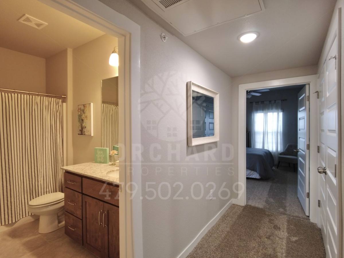 Apartment for rent at 1901 E Brookview Circle, Siloam Springs, AR 72761