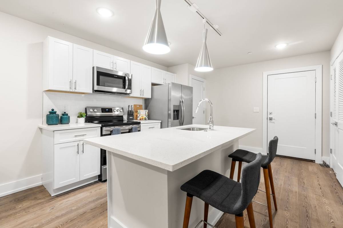 Apartment for rent at 214 Vine St, Philadelphia, PA 19106