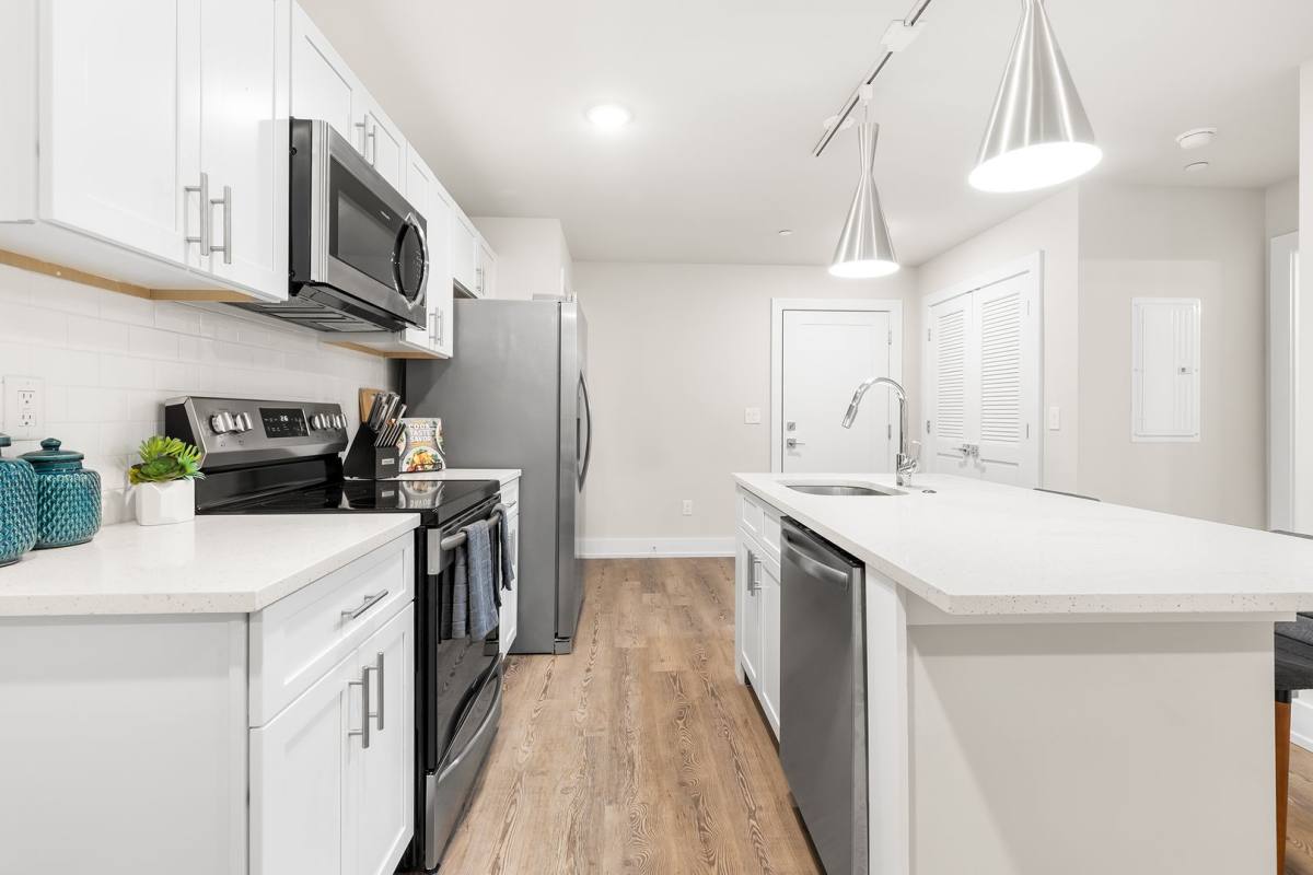 Apartment for rent at 214 Vine St, Philadelphia, PA 19106