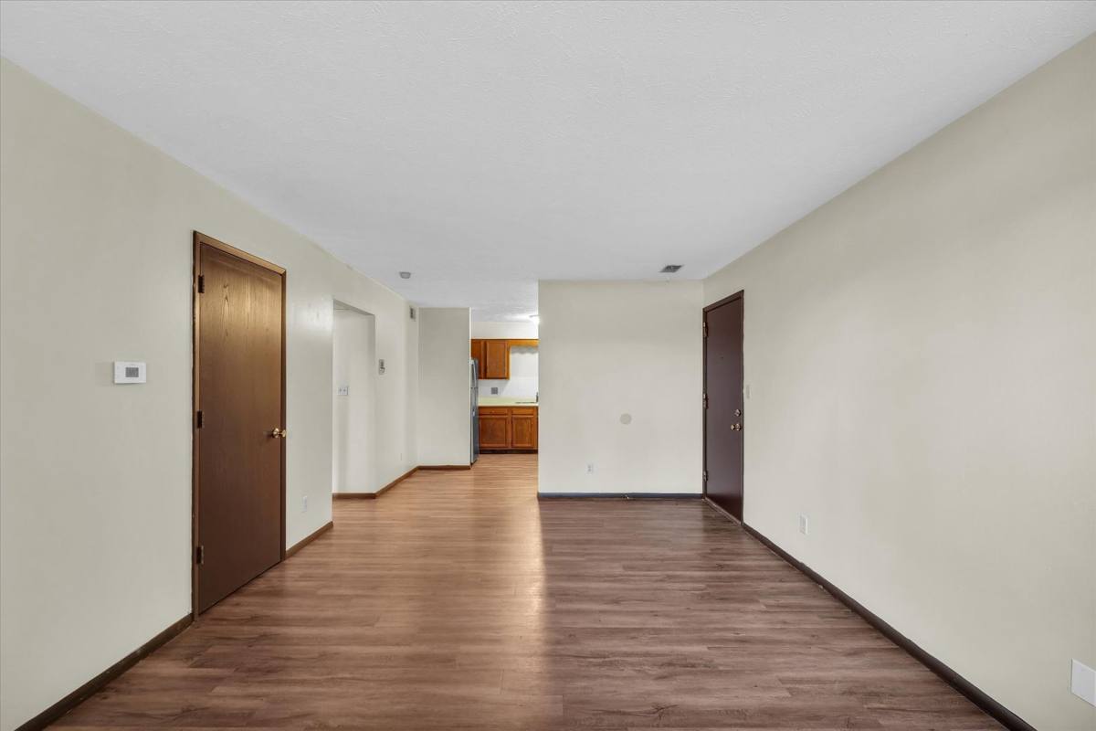 Apartment for rent at 6 Willedrob Rd, Bloomington, IL 61701