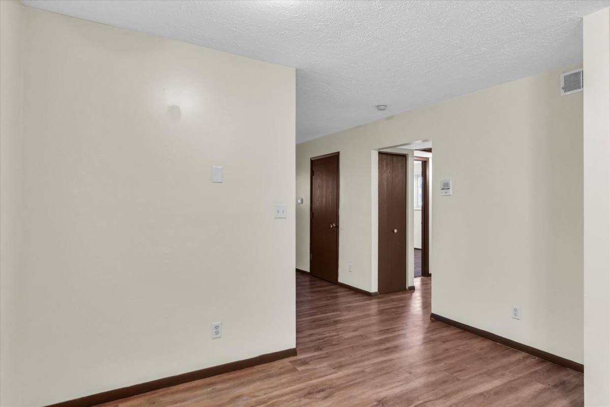 Apartment for rent at 6 Willedrob Rd, Bloomington, IL 61701
