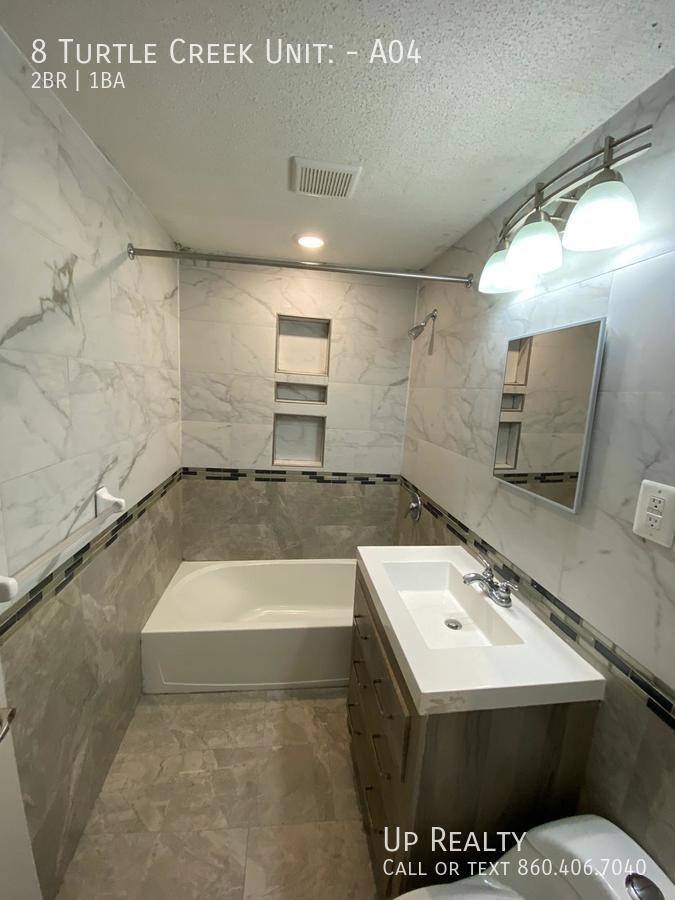 Apartment for rent at 8 Turtle Creek #A04, East Hartford, CT 06108