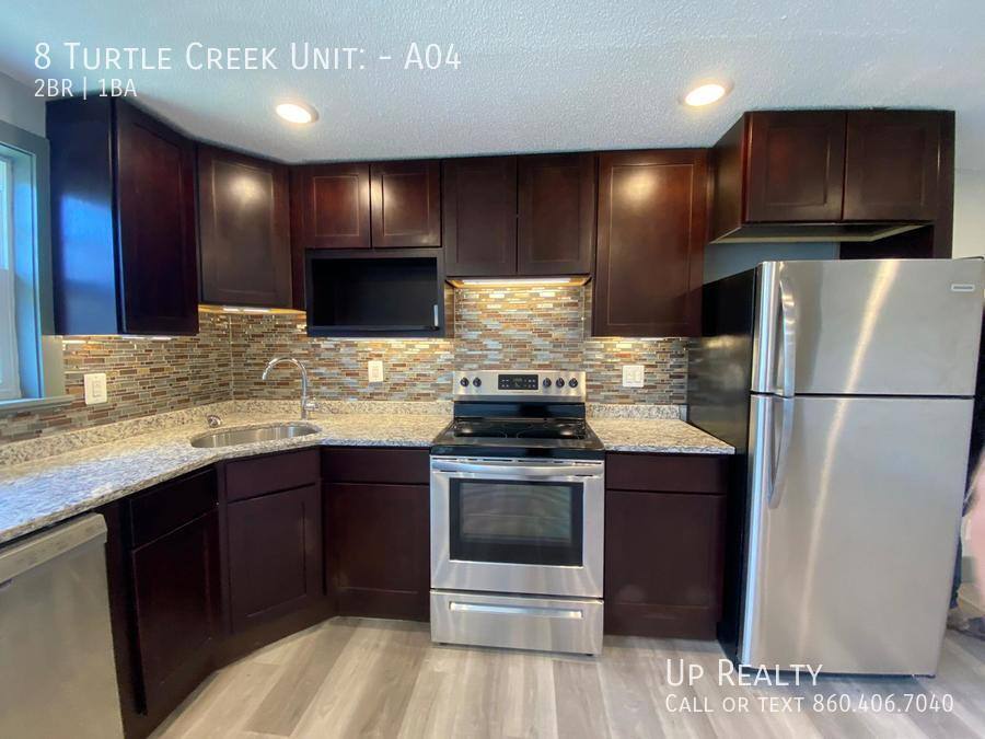 Apartment for rent at 8 Turtle Creek #A04, East Hartford, CT 06108