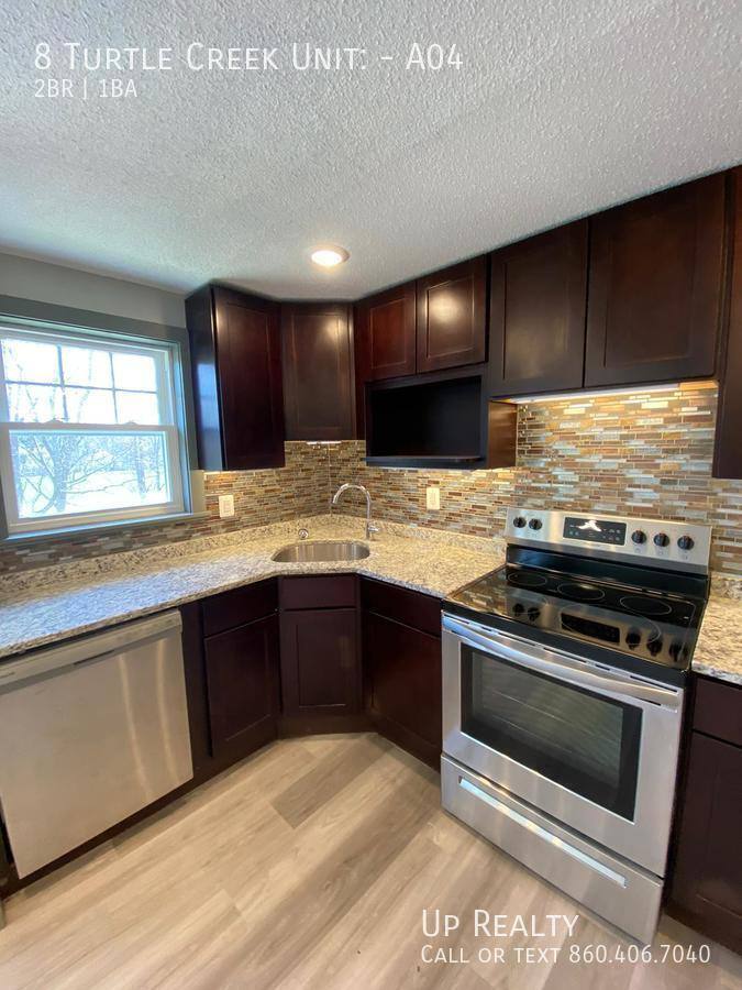 Apartment for rent at 8 Turtle Creek #A04, East Hartford, CT 06108