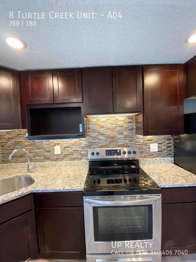 Apartment for rent at 8 Turtle Creek #A04, East Hartford, CT 06108
