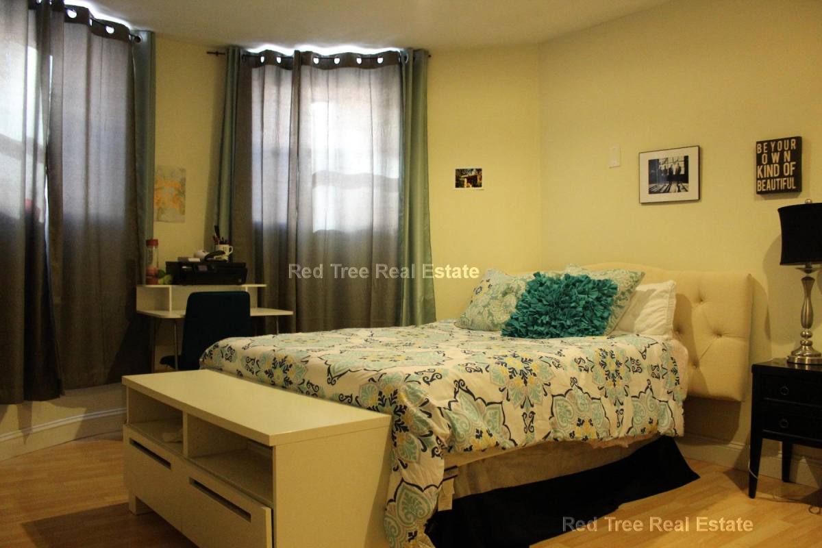 Apartment for rent at 10 Strathmore Rd #B, Brookline, MA 02445