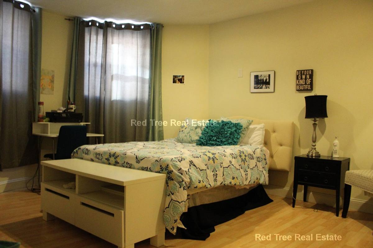 Apartment for rent at 10 Strathmore Rd #B, Brookline, MA 02445