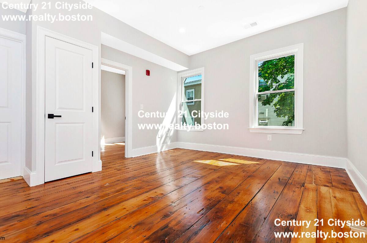Apartment for rent at 85 Webster #3, East Boston, MA 02128