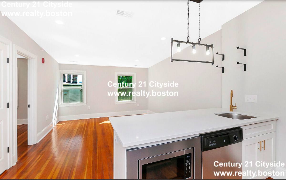 Apartment for rent at 85 Webster #3, East Boston, MA 02128