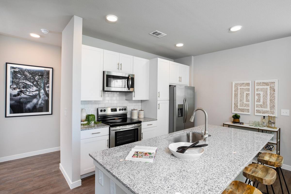Apartment for rent at 5550 Bingle Rd #NC552, Houston, TX 77092