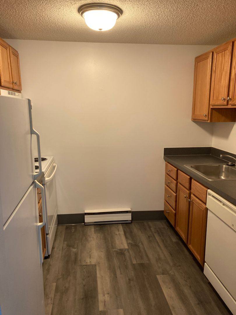 Apartment for rent at 550 Walnut St, Lynn, MA 01905