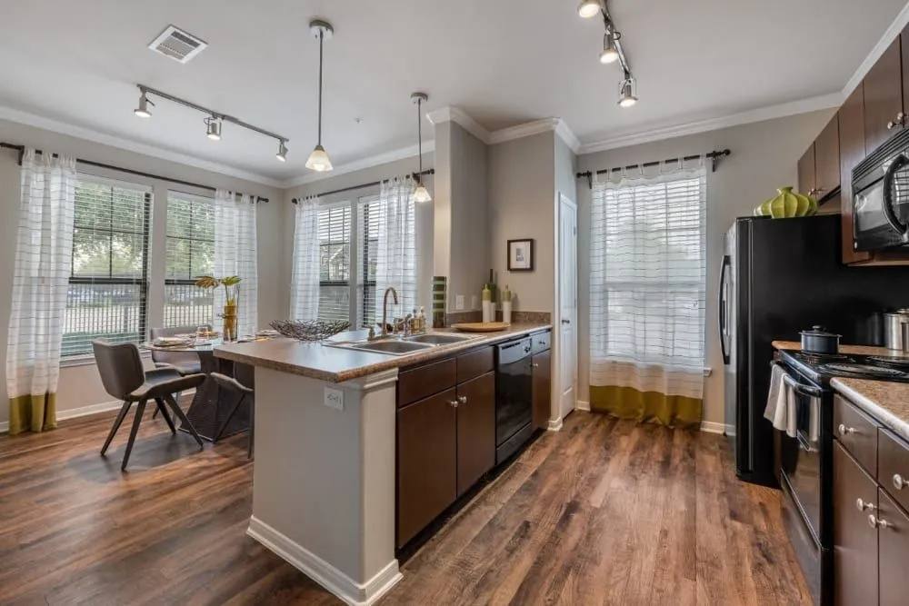 Apartment for rent at 14402 W Bellfort St #MSLD, Sugar Land, TX 77498