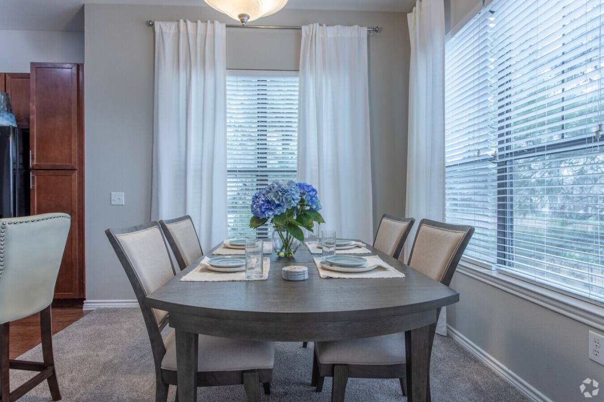 Apartment for rent at 13801 Napoli Dr #PACD, Houston, TX 77070
