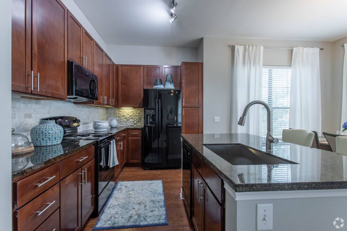 Apartment for rent at 13801 Napoli Dr #PACD, Houston, TX 77070
