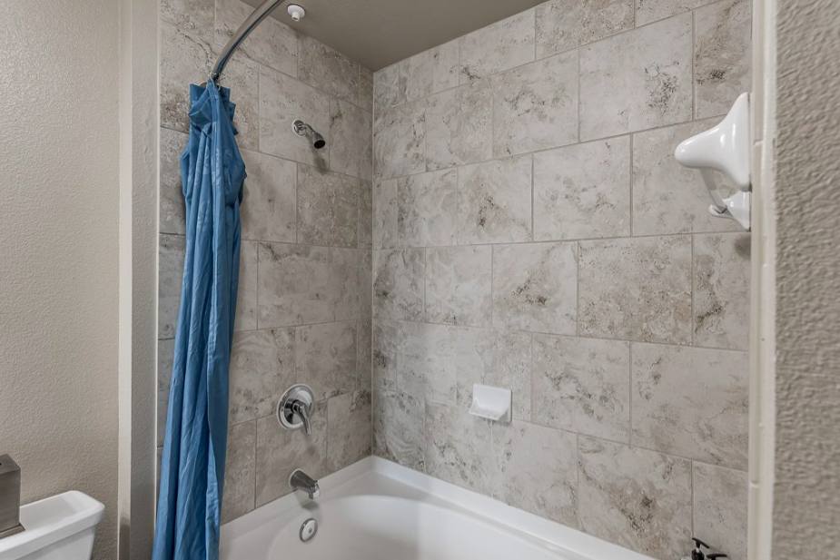 Apartment for rent at 8300 Red Bluff Rd, Pasadena, TX 77507