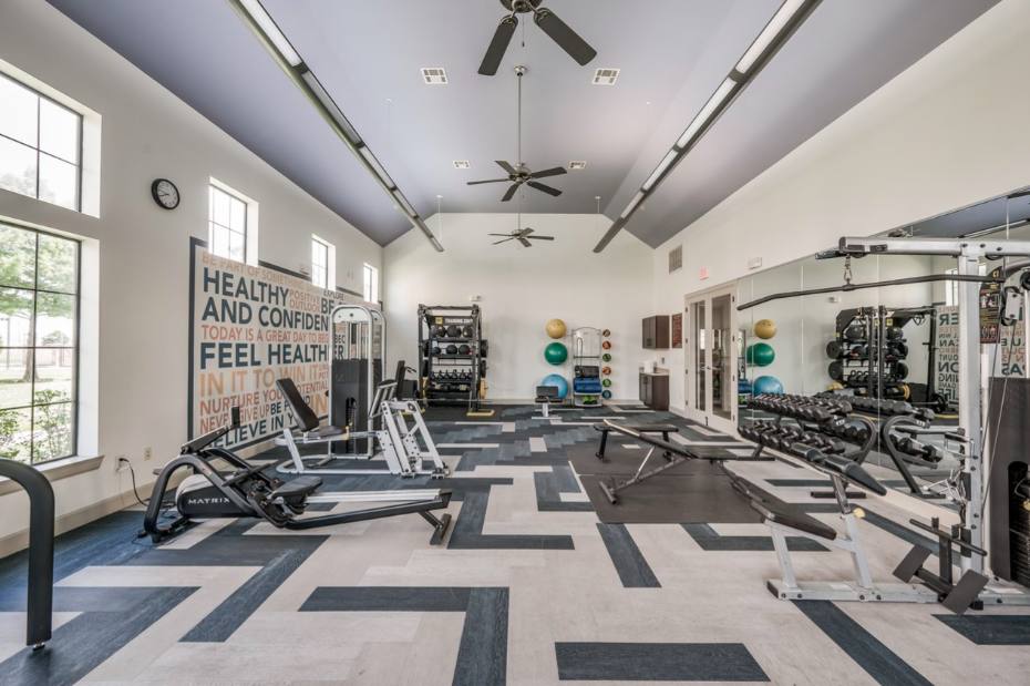Apartment for rent at 8300 Red Bluff Rd, Pasadena, TX 77507