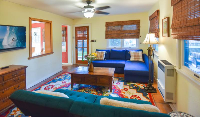 Apartment for rent at 12 S Venice Blvd #14, Venice, CA 90291