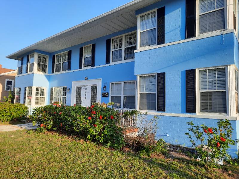 Apartment for rent at 512 Phoenix Ave #3, Daytona Beach, FL 32118