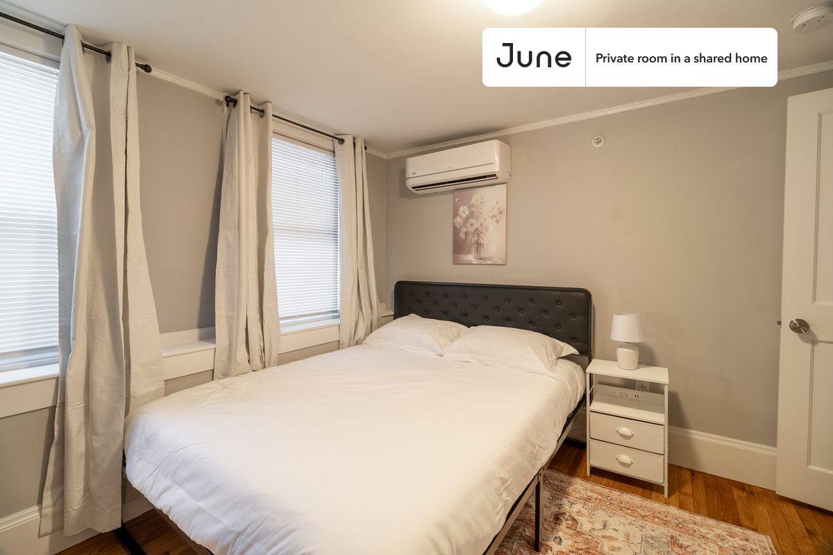 190 Kelton #B, Allston, MA 02134