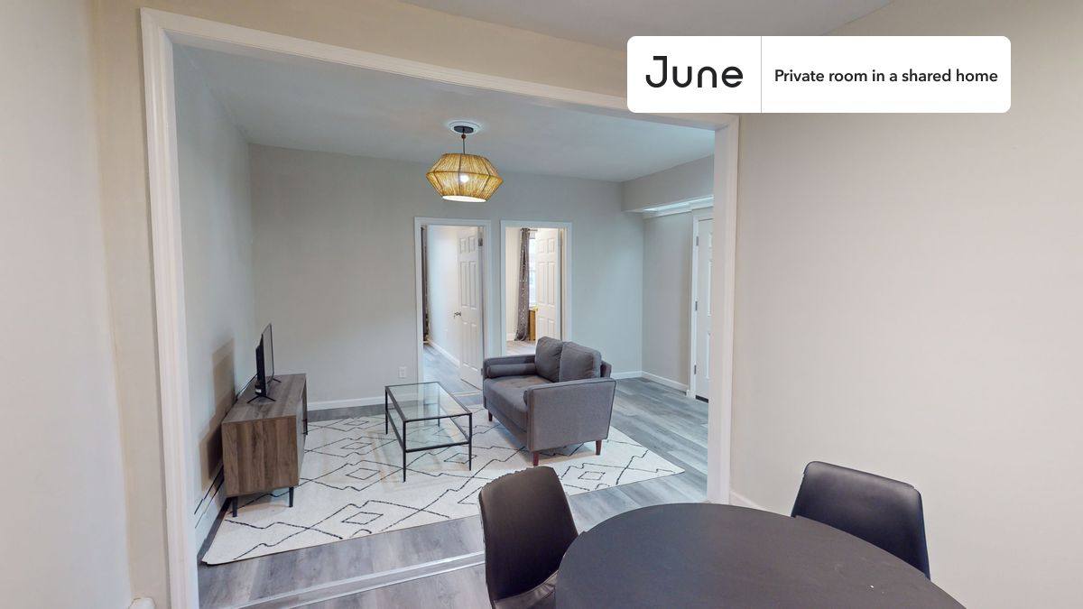 Apartment for rent at 13 Charlotte St #A, Ridgewood, NY 11385