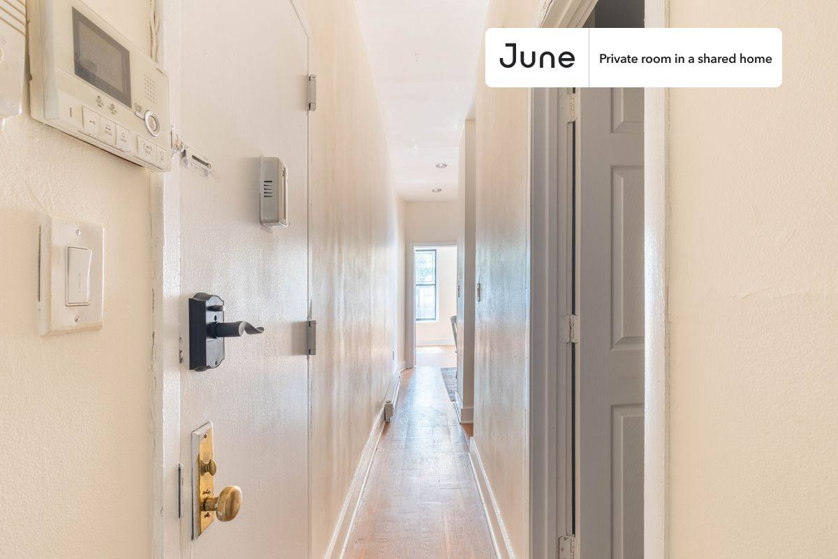 Apartment for rent at 932 Amsterdam Ave #A, New York, NY 10025