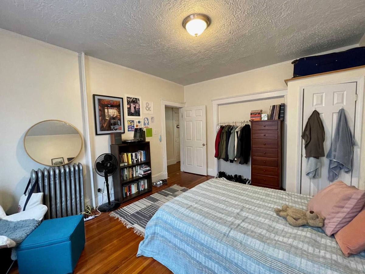 Apartment for rent at 162 Kelton St, Allston, MA 02134