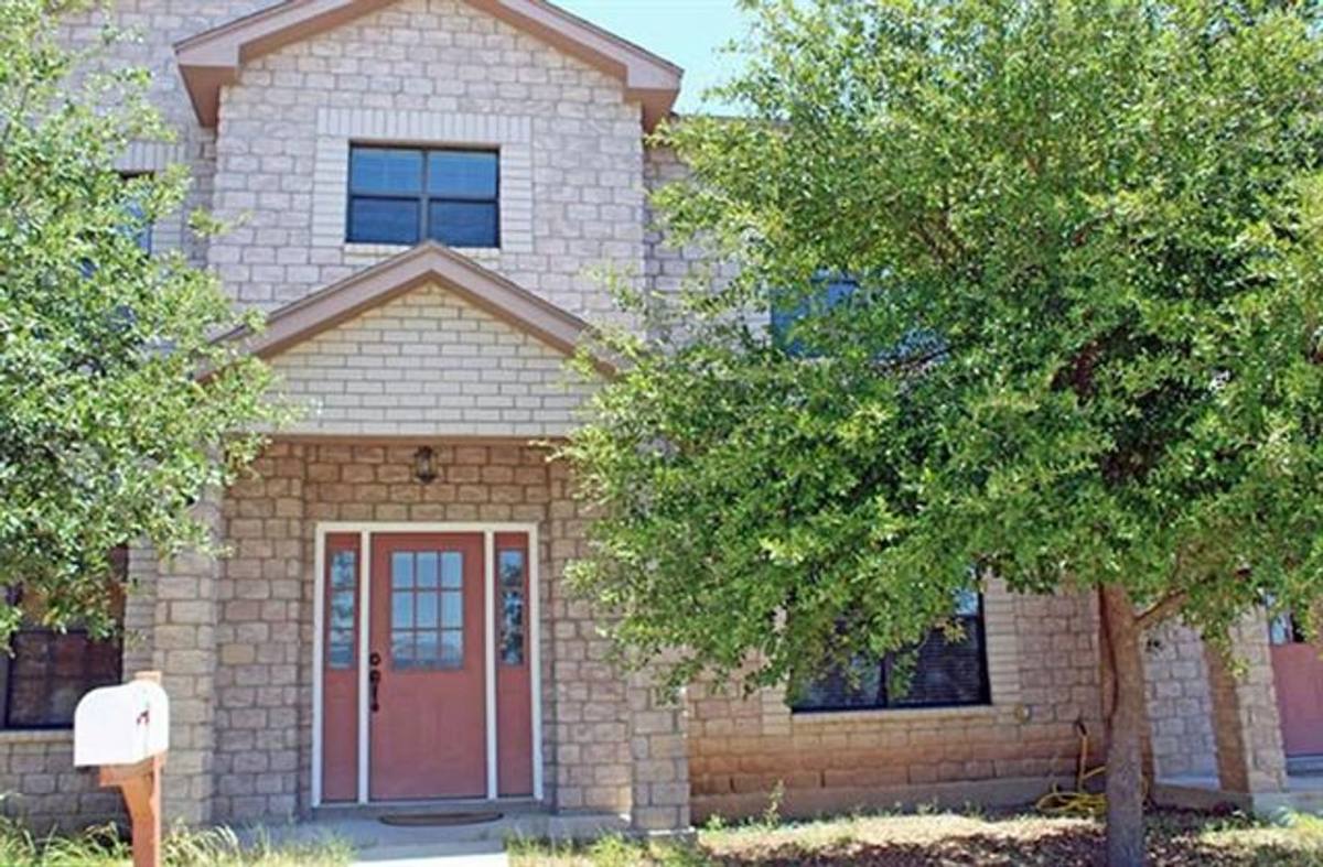 Condo for rent at 603 E 8th St, Del Rio, TX 78840