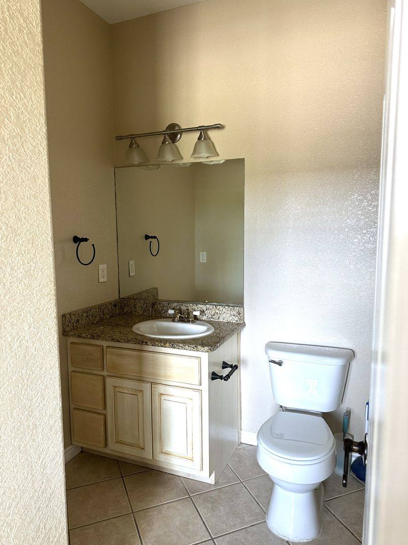 Condo for rent at 603 E 8th St, Del Rio, TX 78840