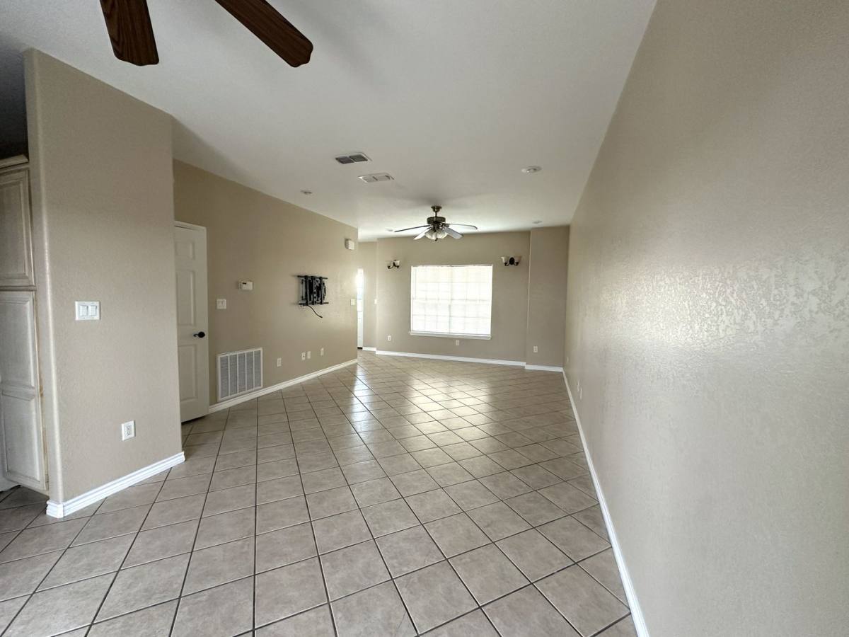 Condo for rent at 603 E 8th St, Del Rio, TX 78840