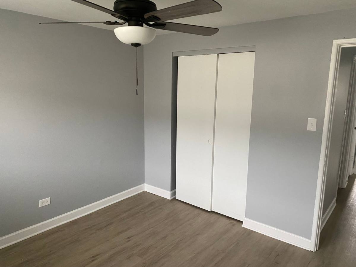 Apartment for rent at 3700-10 W 119th St, Alsip, IL 60803