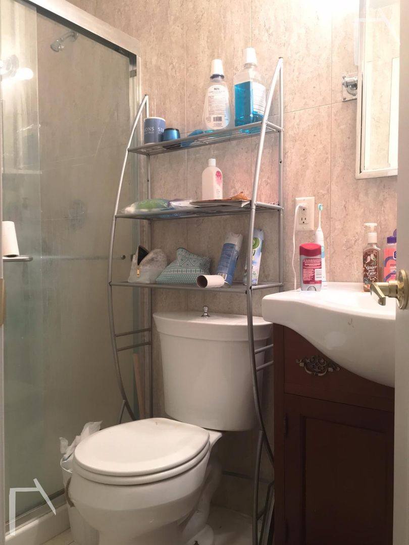 Apartment for rent at 185 Winthrop Rd #A2, Brookline, MA 02445