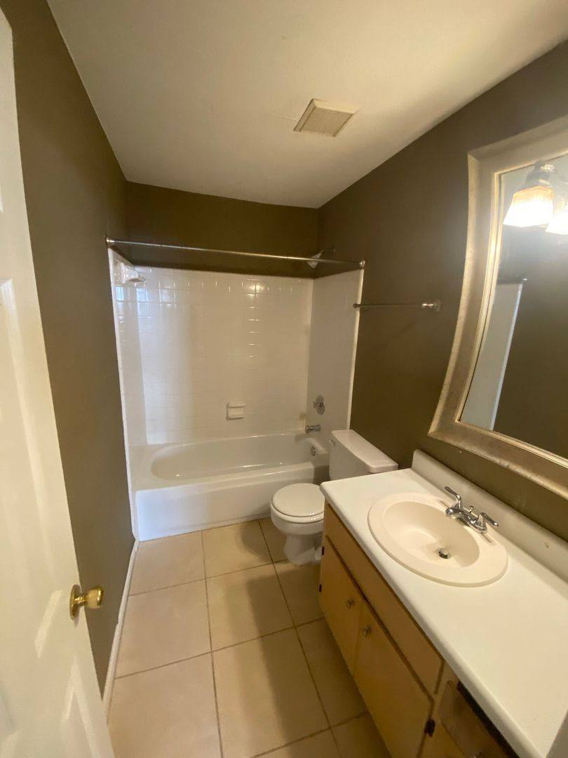 Townhouse for rent at 3875 Gaffney Loop, Tallahassee, FL 32303