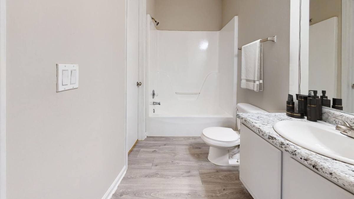 Apartment for rent at 1105 Skyland Blvd E, Tuscaloosa, AL 35405