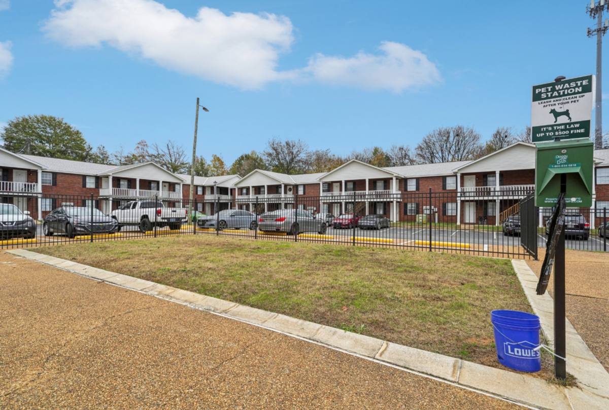 Apartment for rent at 1105 Skyland Blvd E, Tuscaloosa, AL 35405