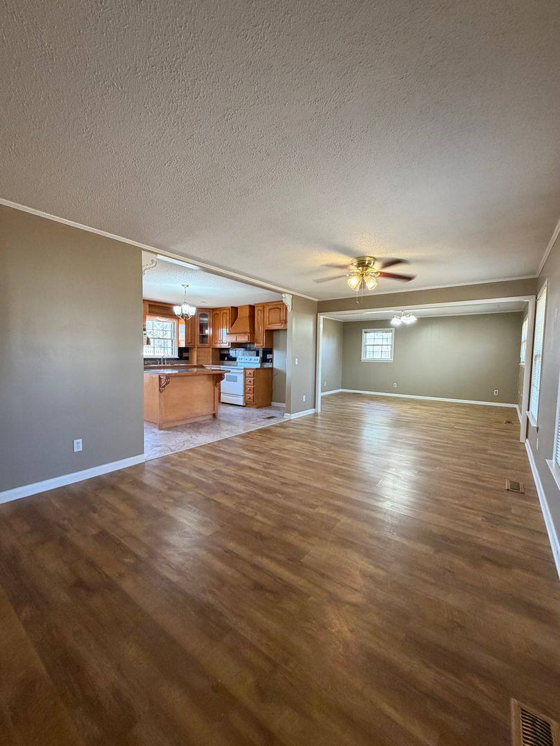 House for rent at 6111 Homestead Rd, Huntsville, AL 35811