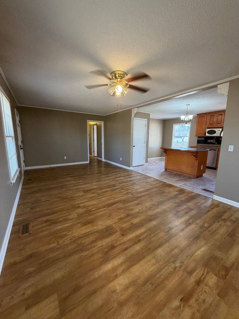 House for rent at 6111 Homestead Rd, Huntsville, AL 35811