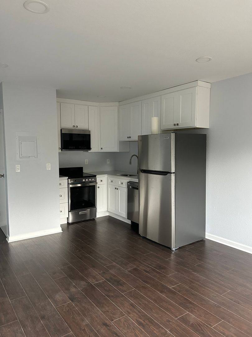 Apartment for rent at 9 Vreeland Ave, Hackensack, NJ 07601
