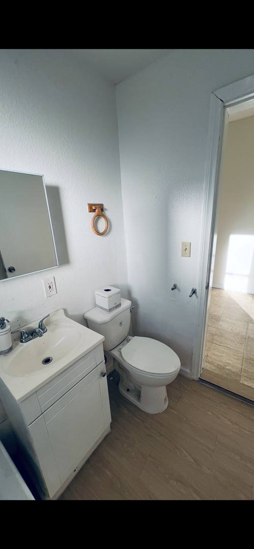 Apartment for rent at 4456 Lockwood Ave, Los Angeles, CA 90026