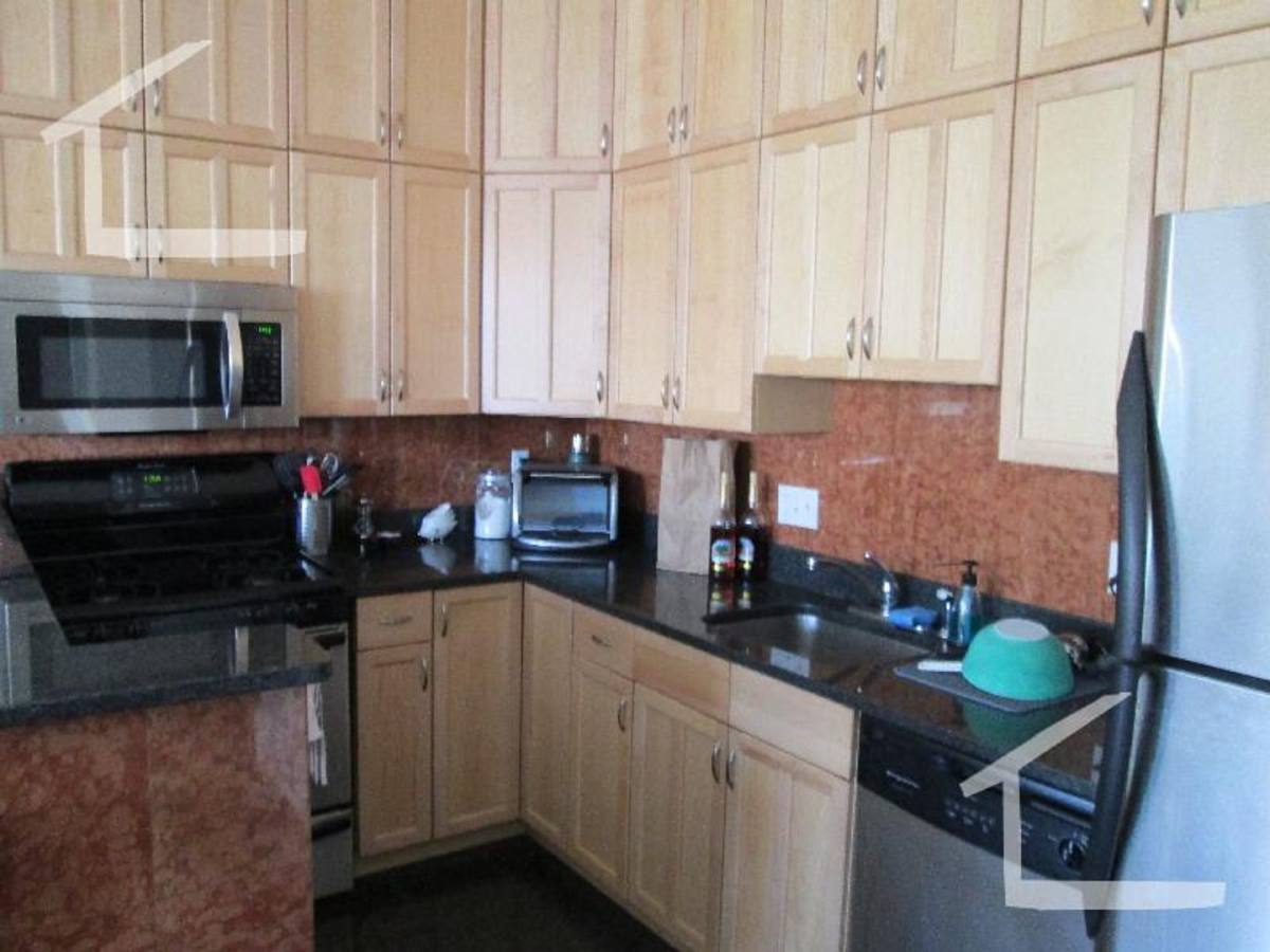 Apartment for rent at 1682 Beacon St #A3, Brookline, MA 02445