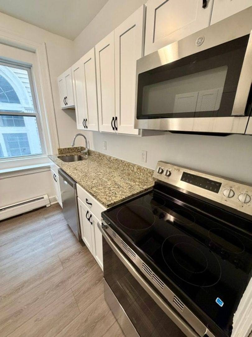 Apartment for rent at 256 Bradley St, New Haven, CT 06510