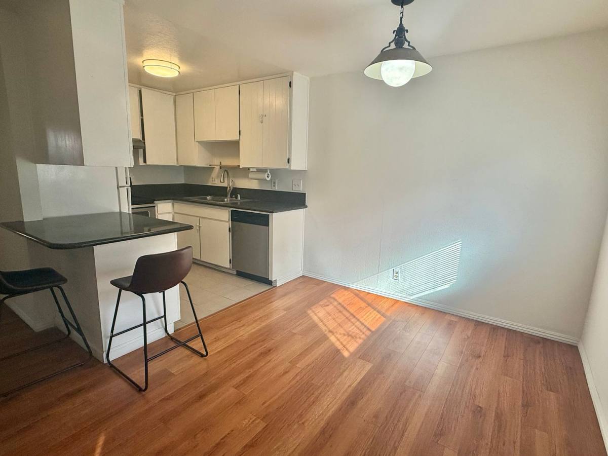 Condo for rent at 185 Union Ave, Campbell, CA 95008