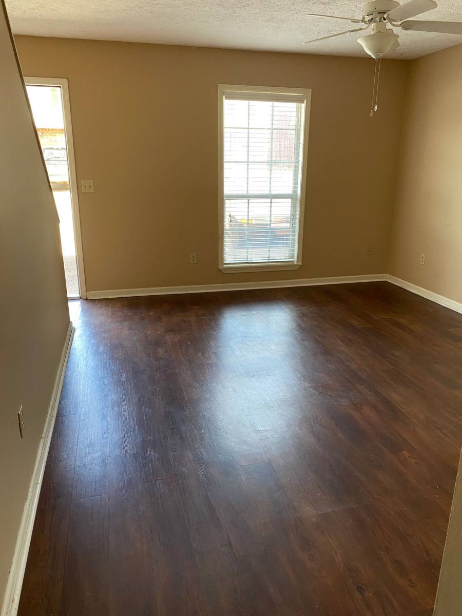 Apartment for rent at 627 S Montgomery St, Starkville, MS 39759