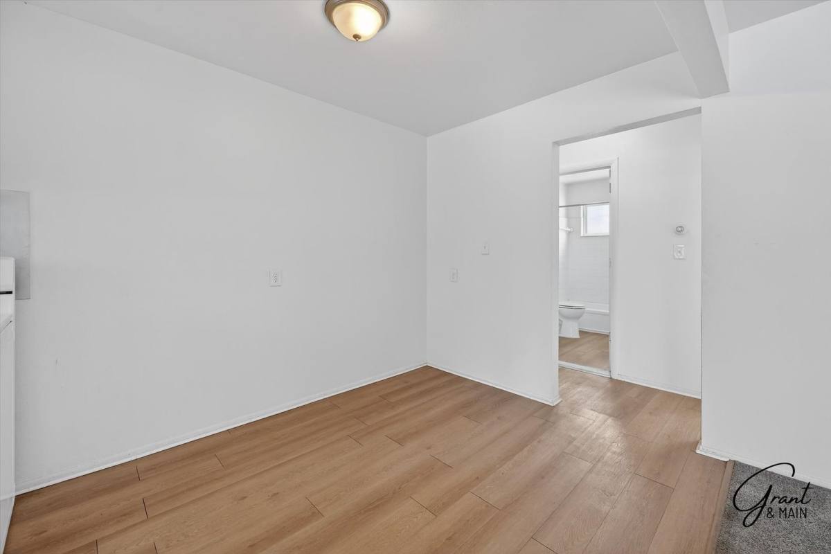Apartment for rent at 6409 Middlebelt, Garden City, MI 48135