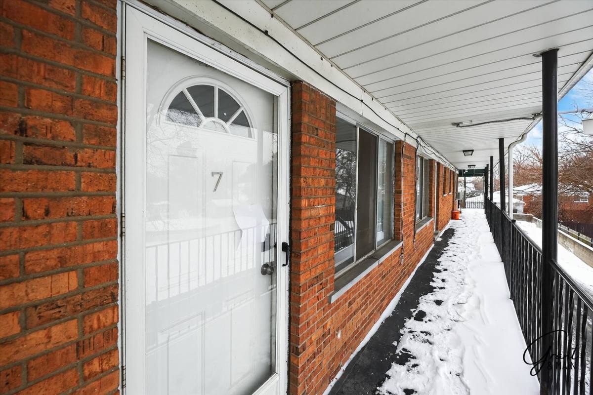 Apartment for rent at 6409 Middlebelt, Garden City, MI 48135